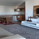 Meireles Gold Flat