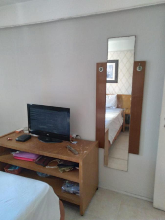 Meireles Gold Flat